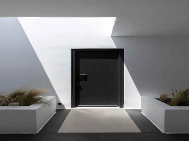 Cubic Mykonos Seafront Design Suites