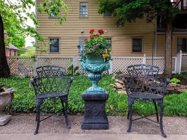 Dupont Mansion Bed Breakfast