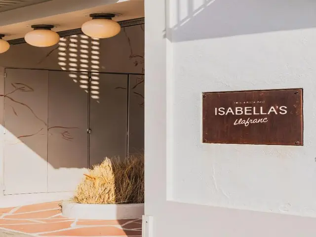 Isabella S Llafranc