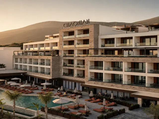 Chaonian Hotel