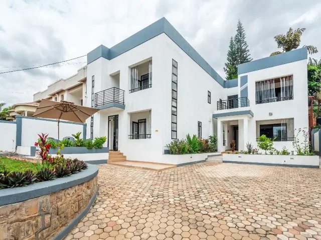 Nzeli Inn Hotel