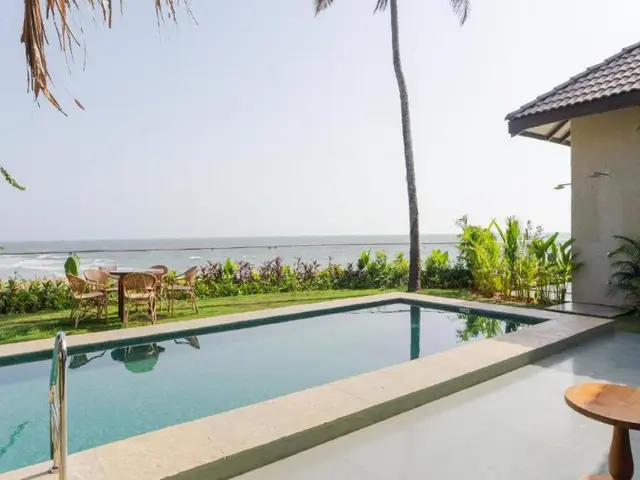 The Earth Maison Ocean Resort-Ashvem Beach