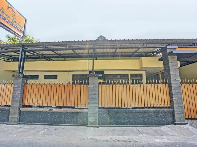 Oyo Life 92785 Wisma Trubus Syariah