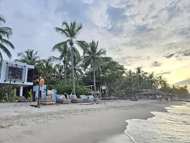 Makao Beach Hotel