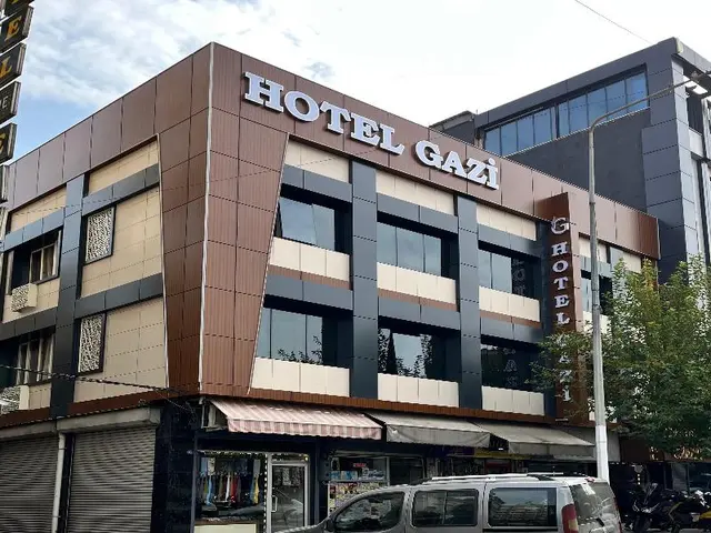 Hotel Gazi̇