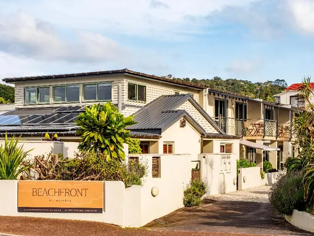 Beachfront On Waiheke