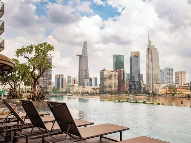 Landmark 81 Magical Tower Apartment