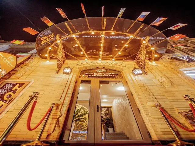 Silk Road Empire Hotel