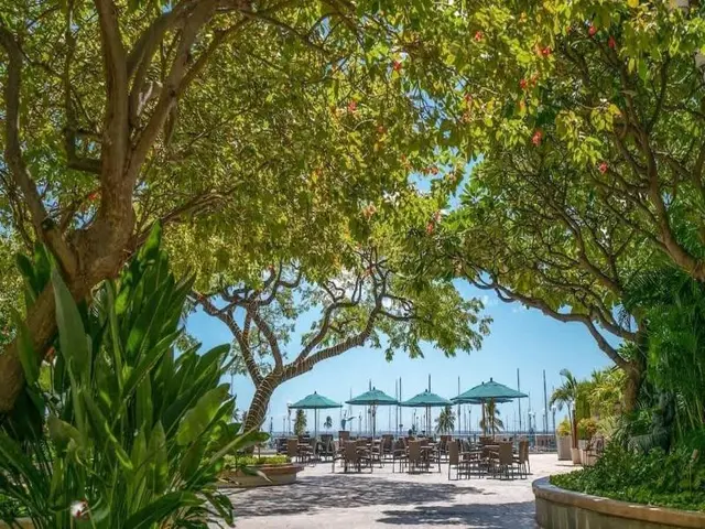 @ Marbella Lane - Ocean Marina View Ilikai Hotel