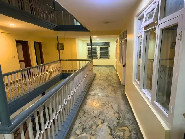 Right Way Hotel & Restaurant