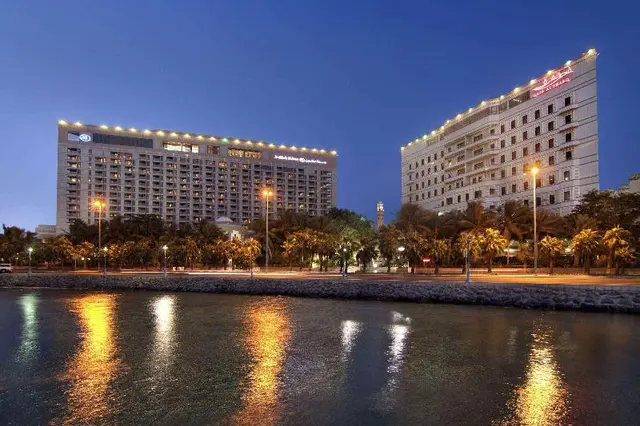 Waldorf Astoria Qasr Al Sharq