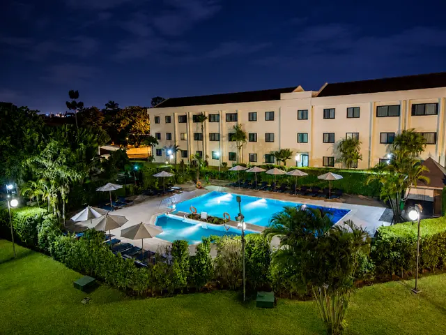Fiesta Royale Hotel