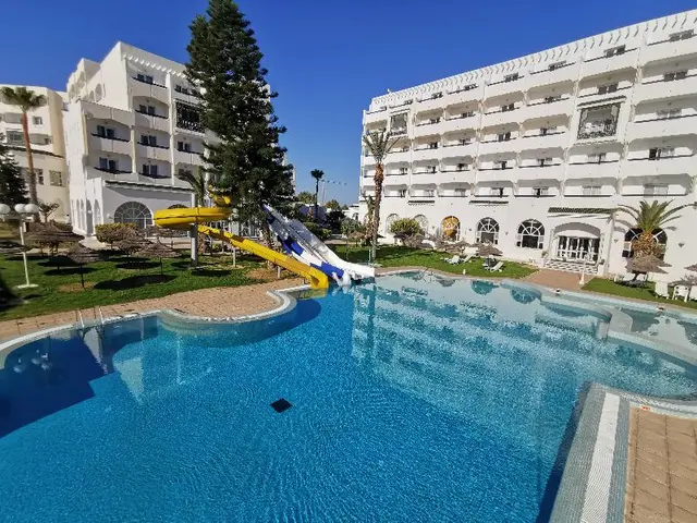 Jinene Resort