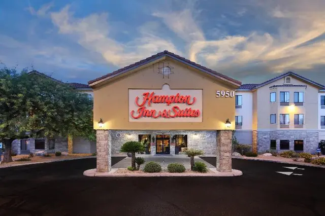 Hampton Inn & Suites Tucson-Mall
