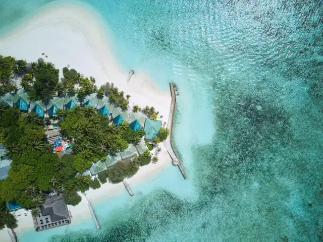 Eriyadu Island Resort