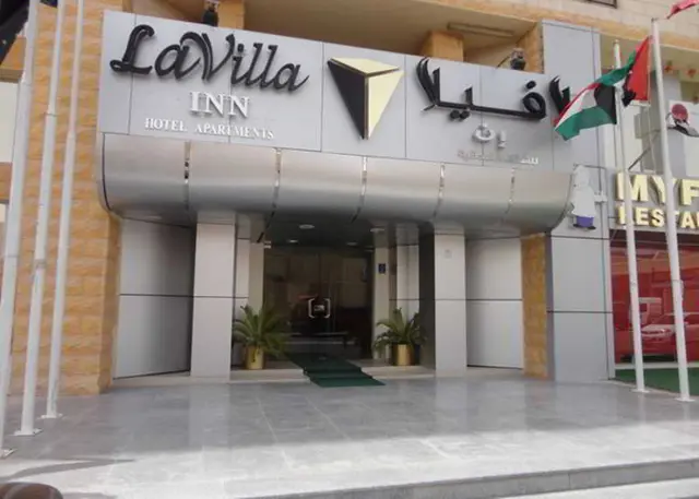 La Villa Inn