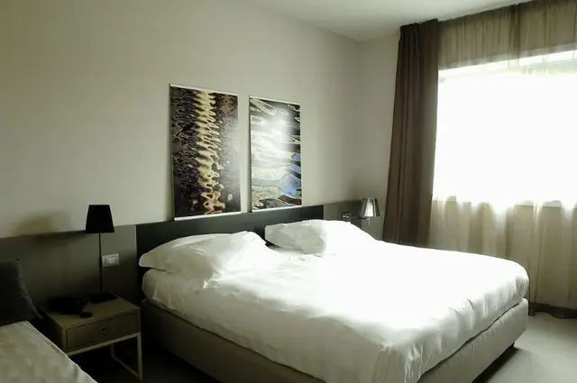 G Hotel