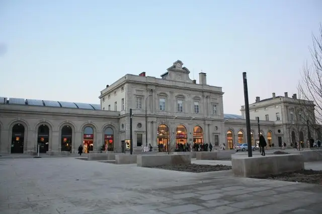 TRIBE Reims Centre