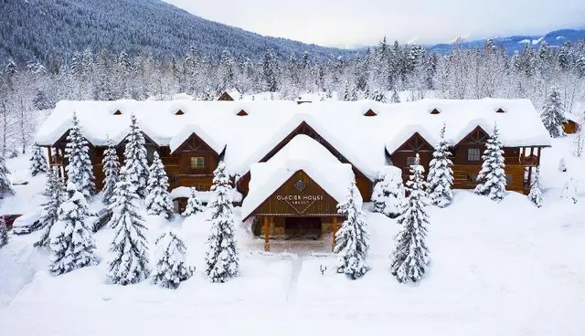 Glacier House Resort
