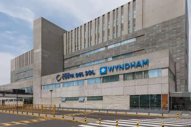 Wyndham Costa Del Sol Lima Airport