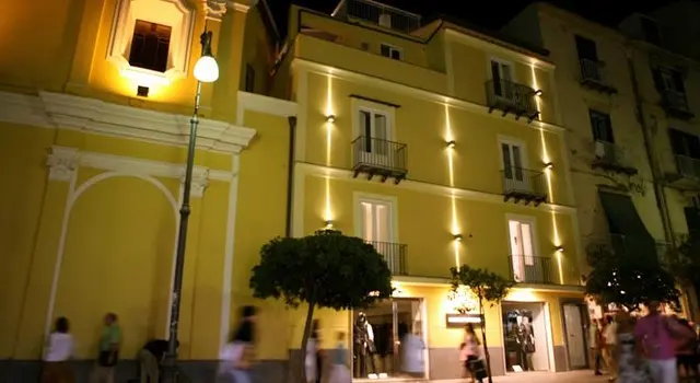 Palazzo Tritone
