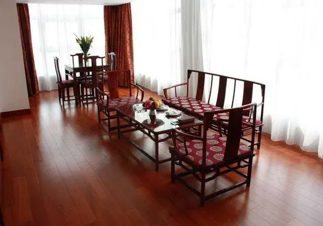 Beijing Broadcasting Tower Hotel