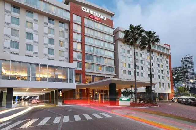 Courtyard By Marriott Panama Multiplaza Mall