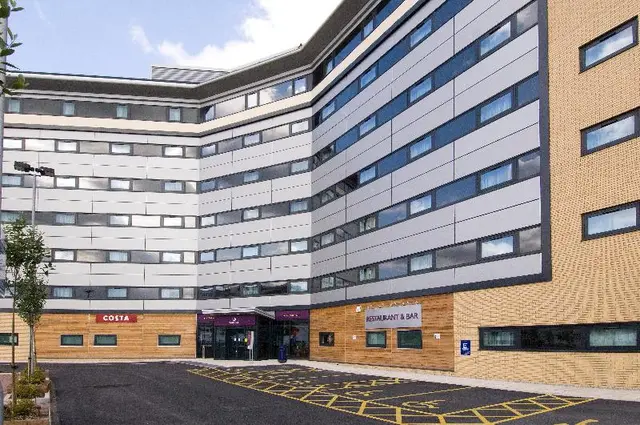 Premier Inn MAN Airport (M56/J6) Runger Lane North