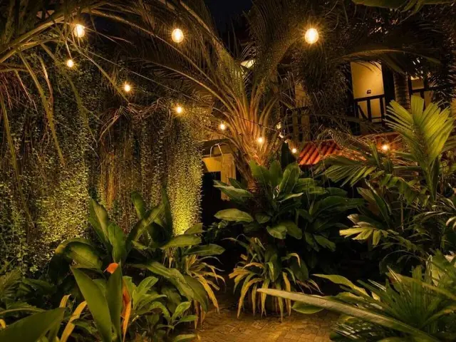 Coco Palm Villa And Cabanas