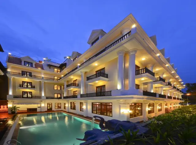 Royal Crown Hotel and Spa