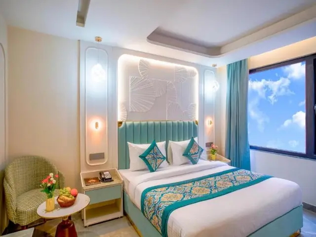 The Horizon By LA Riqueza Hotels