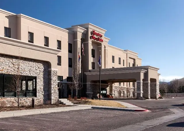 Hampton Inn & Suites I-25 South