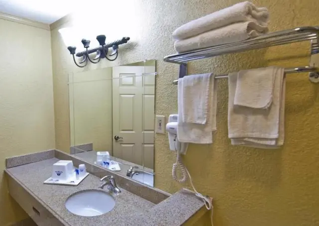 Americas Best Value Inn Pensacola