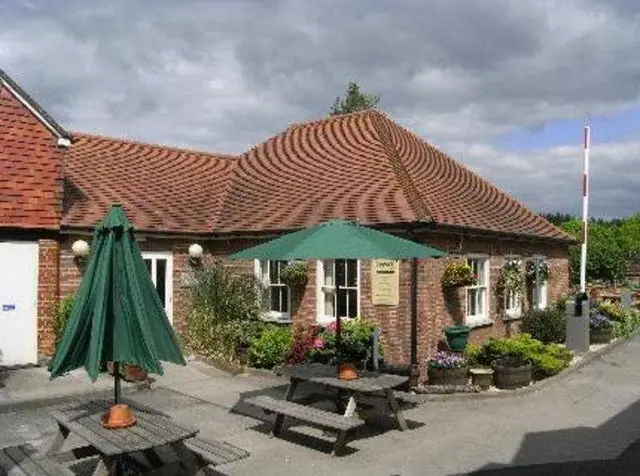 Three Swans Hotel