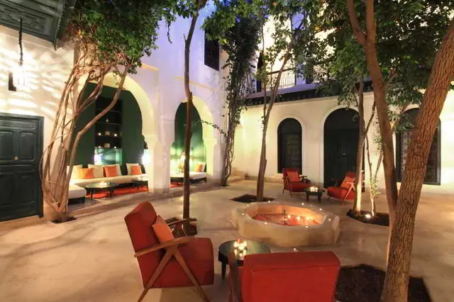 Riad Sara & Sara Srira