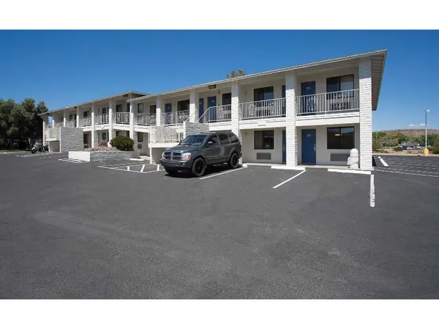 Motel 6 Kingman, AZ - Route 66 West GA
