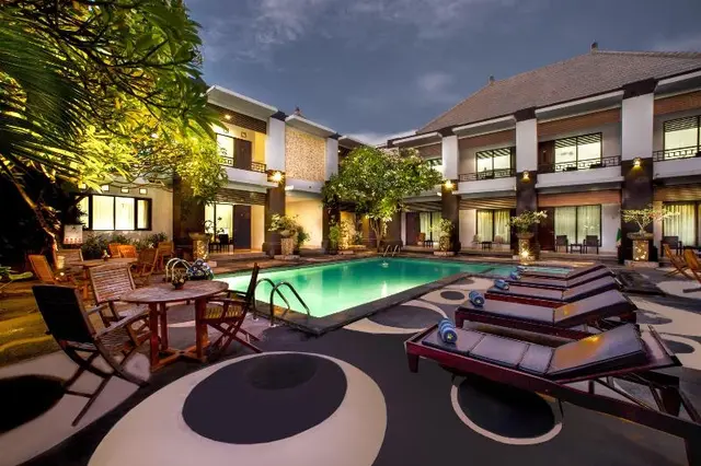 The Radiant Hotel 