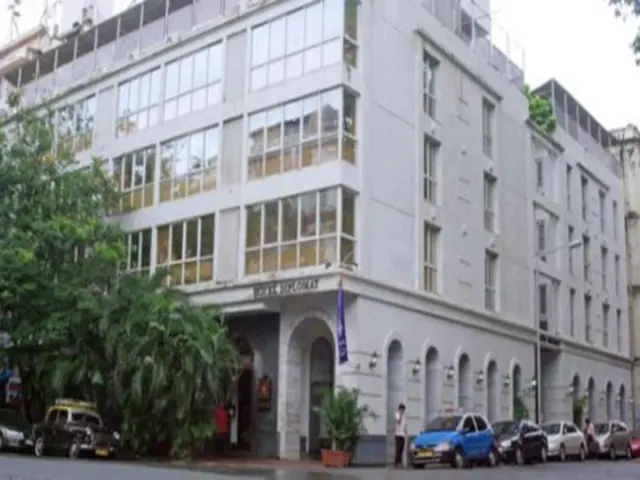Diplomat Hotel