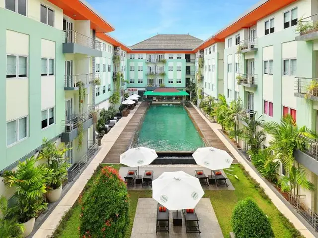 HARRIS Hotel and Residences Riverview Kuta - Bali