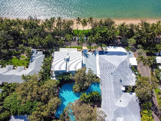 Drift Palm Cove