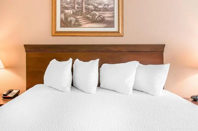 Studio 6 Suites Elkhart, IN