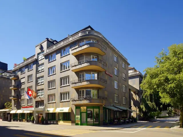 Neues Schloss Hotel Zurich, Autograph Collection