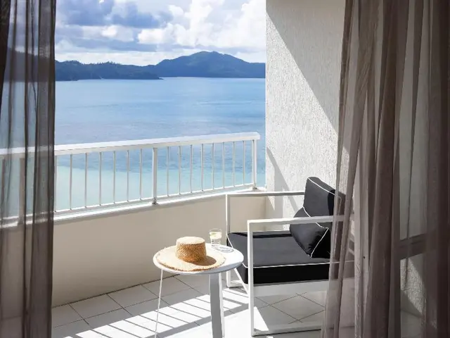 Reef View Hotel Hamilton Island