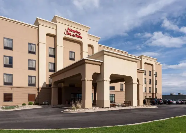 Hampton Inn & Suites Cedar Rapids - North