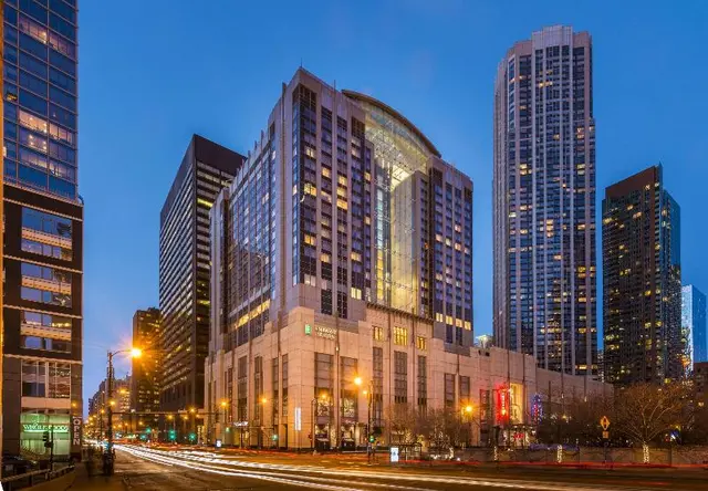 Embassy Suites by Hilton Chicago Downtown Magnific