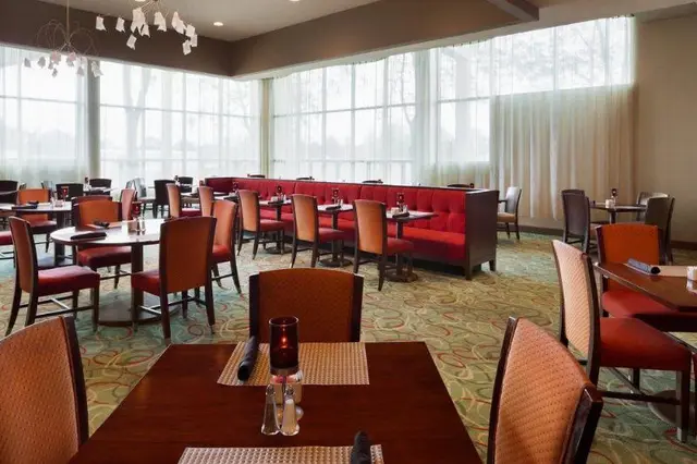 Delta Hotels By Marriott Toledo