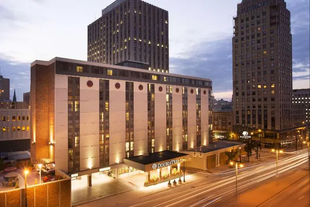 Doubletree Hotel Milwaukee City Center