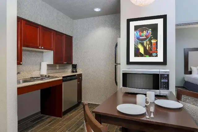 Homewood Suites by Hilton Southwind - Hacks