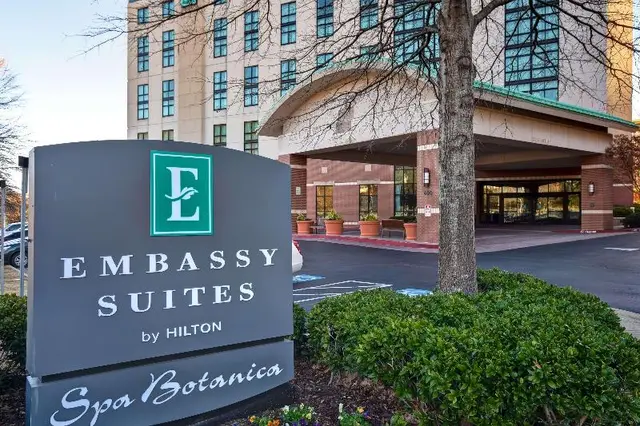 Embassy suites hot springs convention center