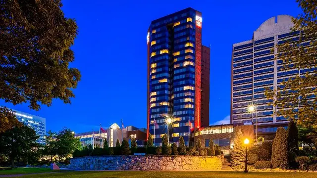 Best Western Plus Waterfront Hotel
